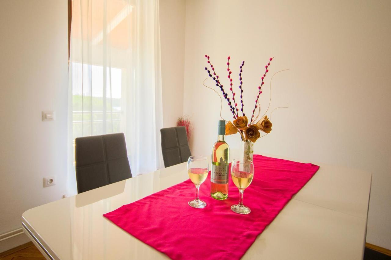 Apartment Ivis Vinkuran Luaran gambar